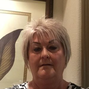 Meet your Posher, Deborah